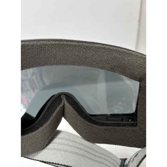OutdoorMaster Snow Ski Goggles Unisex Adult Adjustable *As Is Scratched Lens* - Picture 11 of 13